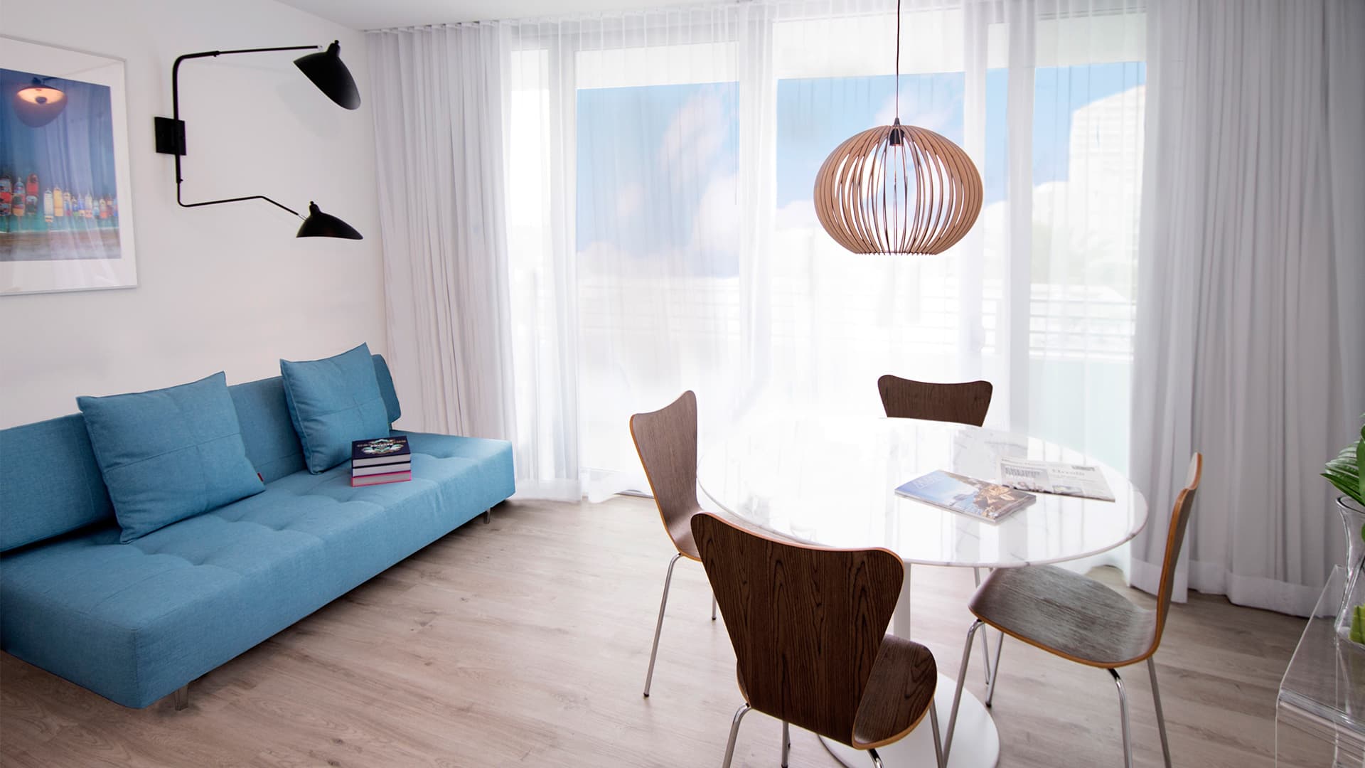 Corner one bedroom suite with double balcony-4